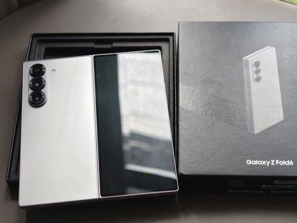 Samsung Galaxy Z Fold6 256GB Silver Shadow. Mua bán Điện thoại tại Quận Ninh Kiều Cần Thơ được đăng bởi Lê Khang hình 1
