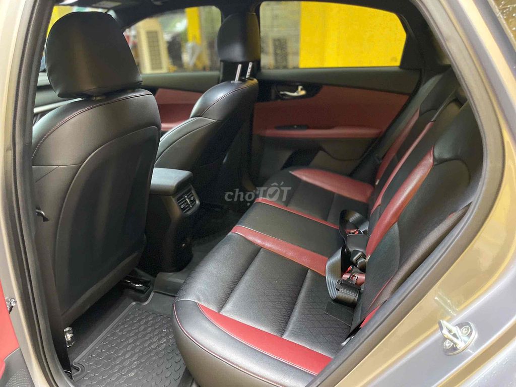 Kia K3 2.0Premium 2021 Lướt 17.000km. Mua bán Ô tô tại Quận Tân Phú Tp Hồ Chí Minh được đăng bởi Trọng Nghĩa Auto Xe Lướt Miền Nam hình 5