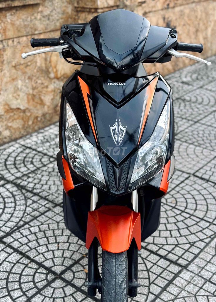 Airblade lên nguyên con thái 2011 xe 9 chủ cực đep. Mua bán Xe máy tại Quận 11 Tp Hồ Chí Minh được đăng bởi Ngọc Hân hình 1