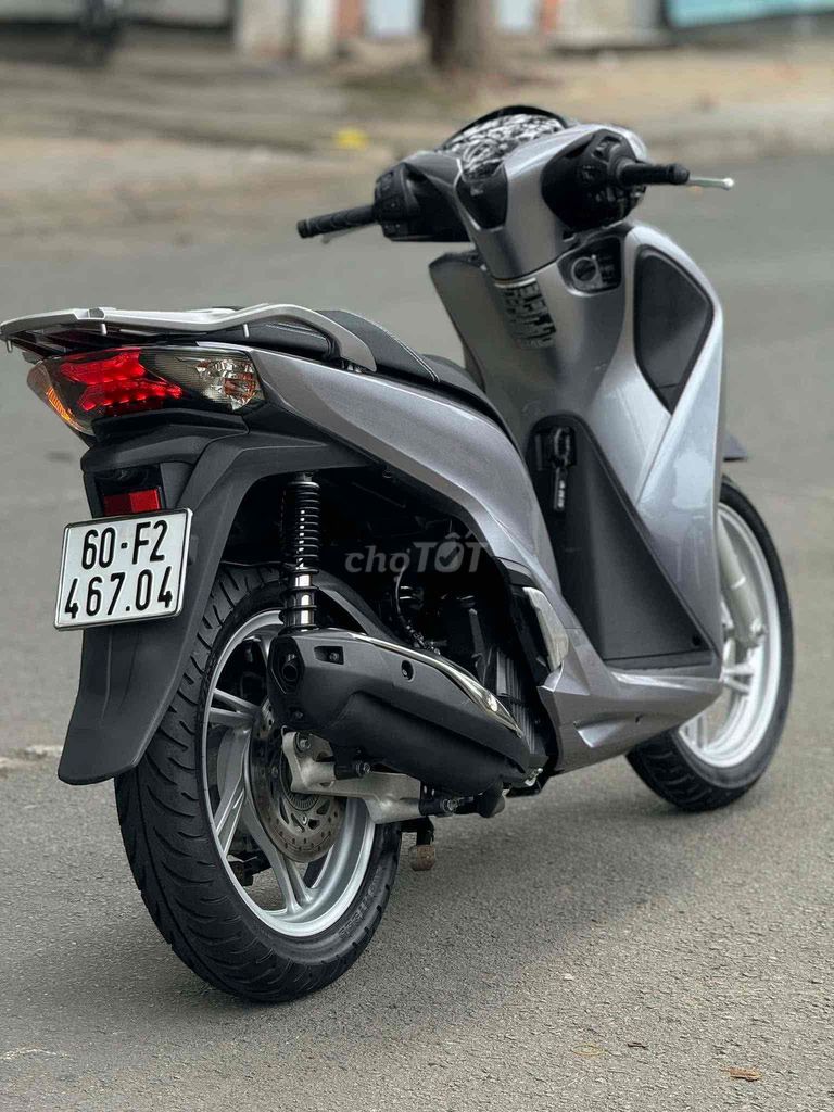 Sh 150 Abs 2017-2018 Chính chủ ký. Mua bán Xe máy tại Thành phố Biên Hòa Đồng Nai được đăng bởi Xe Máy Sơn Trung Duy hình 4