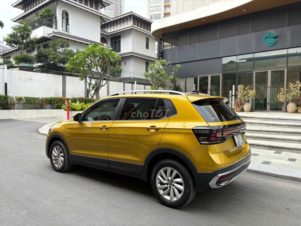 Volkswagen T-Cross Vàng 5 chỗ. Mua bán Ô tô tại Thành phố Thủ Đức Tp Hồ Chí Minh được đăng bởi Nguyễn An Phương hình 6