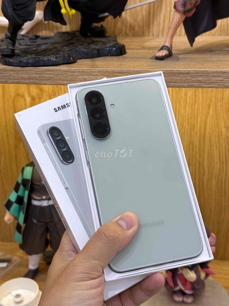 Samsung Galaxy A56 Xanh bh 12/2027. Mua bán Điện thoại tại Quận 10 Tp Hồ Chí Minh được đăng bởi Hậu Lưu hình 1