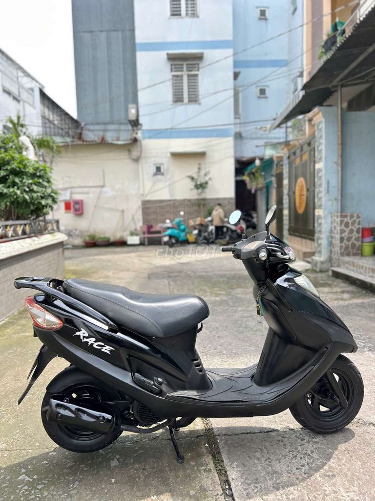 Bán chiếc xe Atila chân bấm. Mua bán Xe máy tại Quận Gò Vấp Tp Hồ Chí Minh được đăng bởi Xe Máy Gia Kiệt LUXURY 2 hình 4