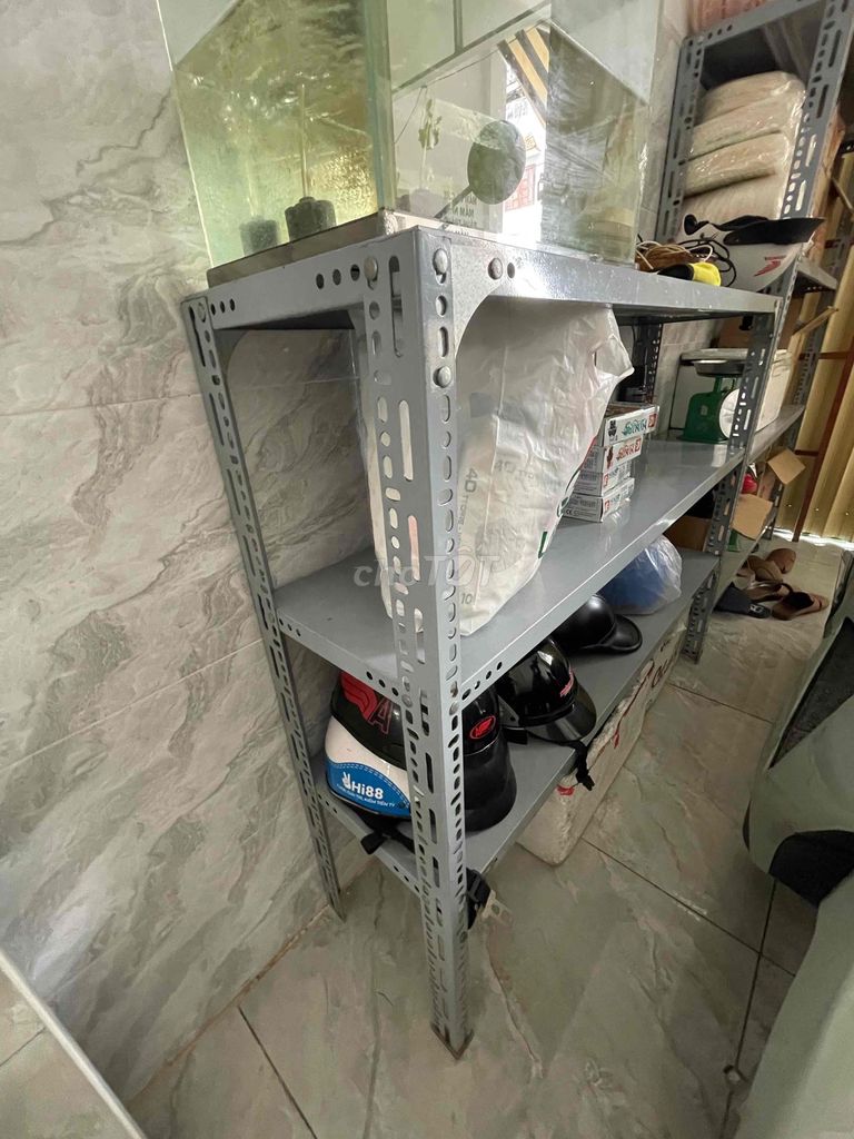 Kệ sắt Xám 1m2x1m30cm. Mua bán Tủ, kệ gia đình tại Thành phố Thủ Đức Tp Hồ Chí Minh được đăng bởi Thanh hình 1