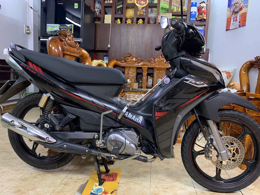 Yamaha Jupiter FI черный