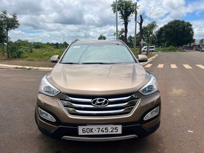 Hyundai Santa Fe 2015 AT 1 cầu - 475tr. Mua bán Ô tô tại Thành phố Buôn Ma Thuột Đắk Lắk được đăng bởi Chợ Xe Cỏ Đăk Lăk