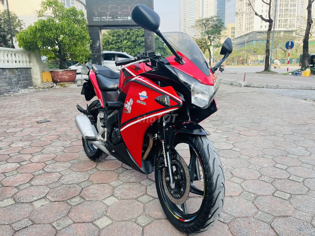 HONDA CBR 150FI NHẬP THÁI XE CHÍNH CHỦ. Mua bán Xe máy tại Quận Cầu Giấy Hà Nội được đăng bởi A Nam hình 5