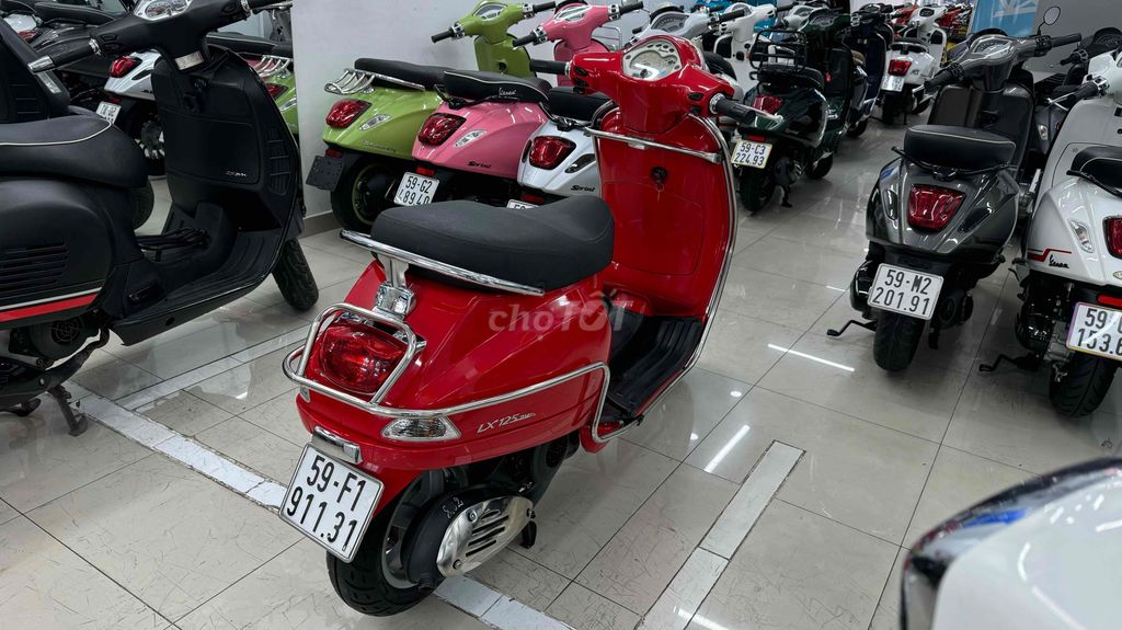 Vespa Lx125 Hàng siêu cọp một chủ Tháng 3/2017. Mua bán Xe máy tại Quận Phú Nhuận Tp Hồ Chí Minh được đăng bởi VESPA  PIAGGIO BẢO HƯNG Vespa cũ trả góp  hình 2