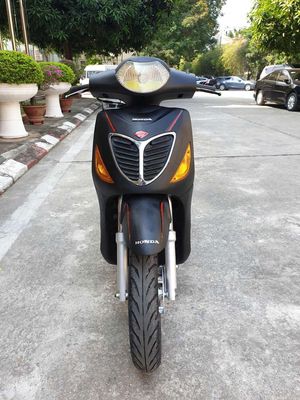 Sh 150 đen sport chính chủ biển Hà Nội. Mua bán Xe máy tại Quận Ba Đình Hà Nội được đăng bởi Tâm