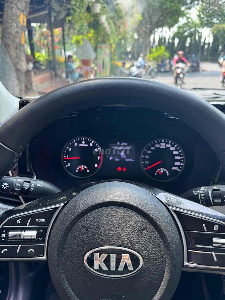 Kia Seltos 2020 1.4L Luxury - 42000 km