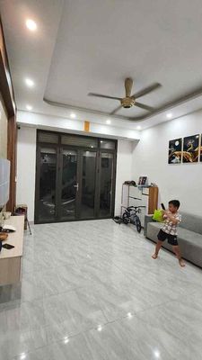 🌿 NHÀ ĐẸP GIÁ MỀM CHO GIA ĐÌNH TRẺ – KHU QUỲNH CƯ, HÙNG VƯƠNG, HỒNG BÀ. Mua bán nhà ở tại Quận Hồng Bàng Hải Phòng được đăng bởi Trần Lệ Thuỷ