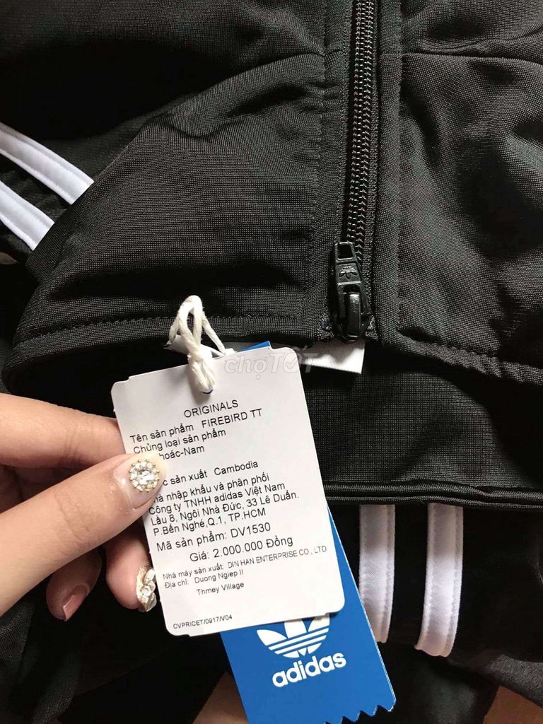 Áo khoác Adidas ( chính hãng )