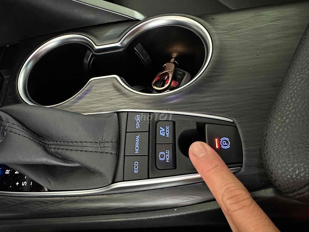 Toyota Camry Hybrid 2023 Đen 24.000 km. Mua bán Ô tô tại Quận Bình Thạnh Tp Hồ Chí Minh được đăng bởi phuongneo hình 13