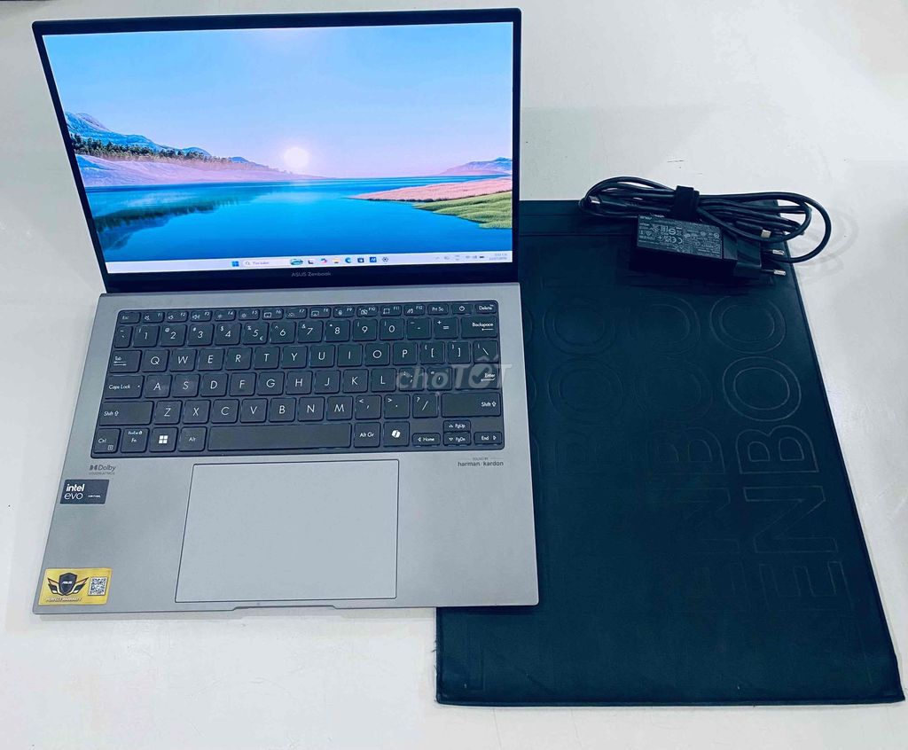 Asus Zenbook S 13 OLED UX5304MA Ultra7 dùng lướt. Mua bán Laptop tại Thành phố Tây Ninh Tây Ninh được đăng bởi Vi Tính PNT hình 1