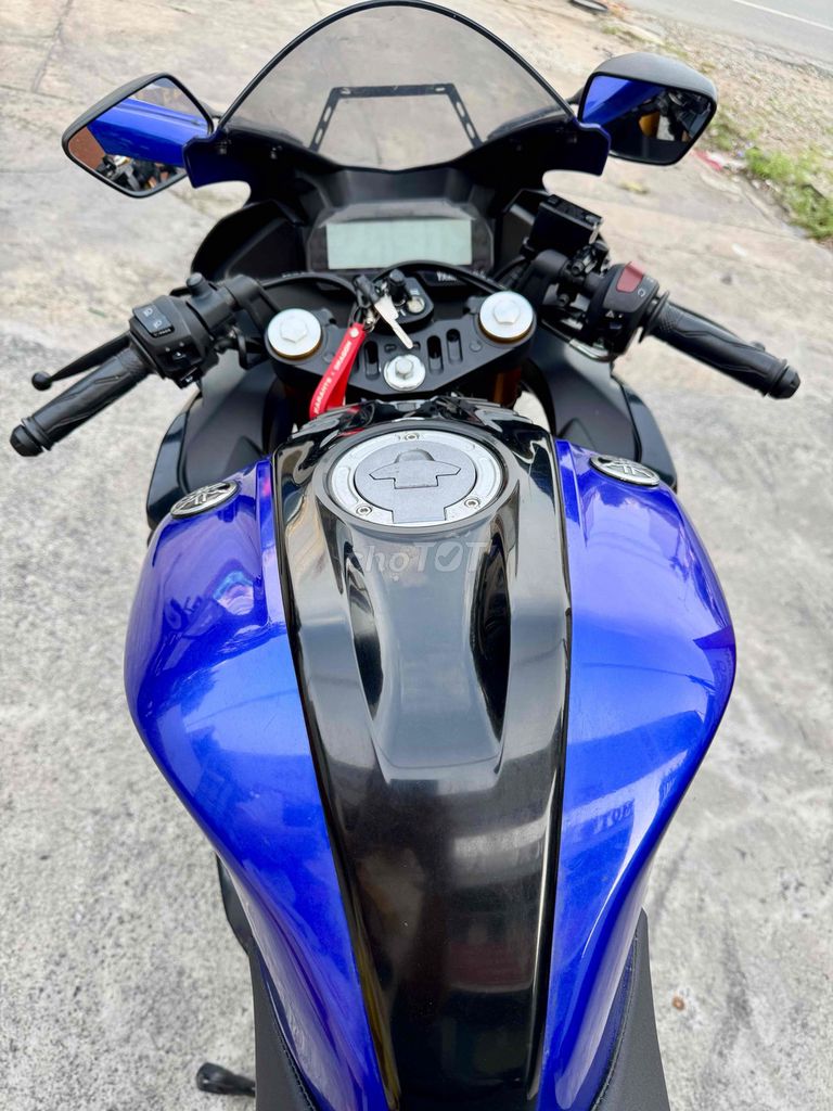Yamaha R15v3 đẹp zin keng ,lướt odo 4k8. Mua bán Xe máy tại Thành phố Thủ Đức Tp Hồ Chí Minh được đăng bởi Cửa hàng Motor Xuân Bình  hình 10