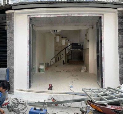 Rent · 3 bd · 47 м² · Quận 10, ул. Hẻm 601 Đường Cách Mạng Tháng 8