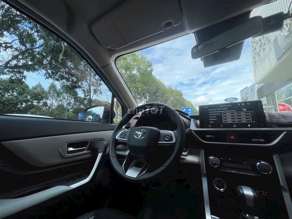 Toyota Veloz Cross TOP 2023 1.5AT - 40000 km. Mua bán Ô tô tại Thành phố Thủ Đức Tp Hồ Chí Minh được đăng bởi Nguyễn Thành hình 5