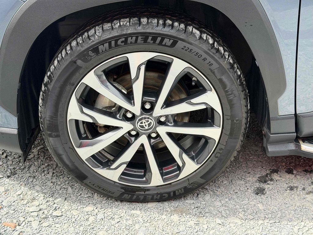Toyota Corolla Cross 2021 Xăng điện 20.000 km. Mua bán Ô tô tại Thành phố Thủ Đức Tp Hồ Chí Minh được đăng bởi Đặng Tú Nguyên hình 4