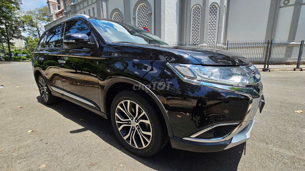 Mitsubishi Outlander 2019 2.0 CVT - 68000 km. Mua bán Ô tô tại Quận 10 Tp Hồ Chí Minh được đăng bởi Anh Thanh hình 3