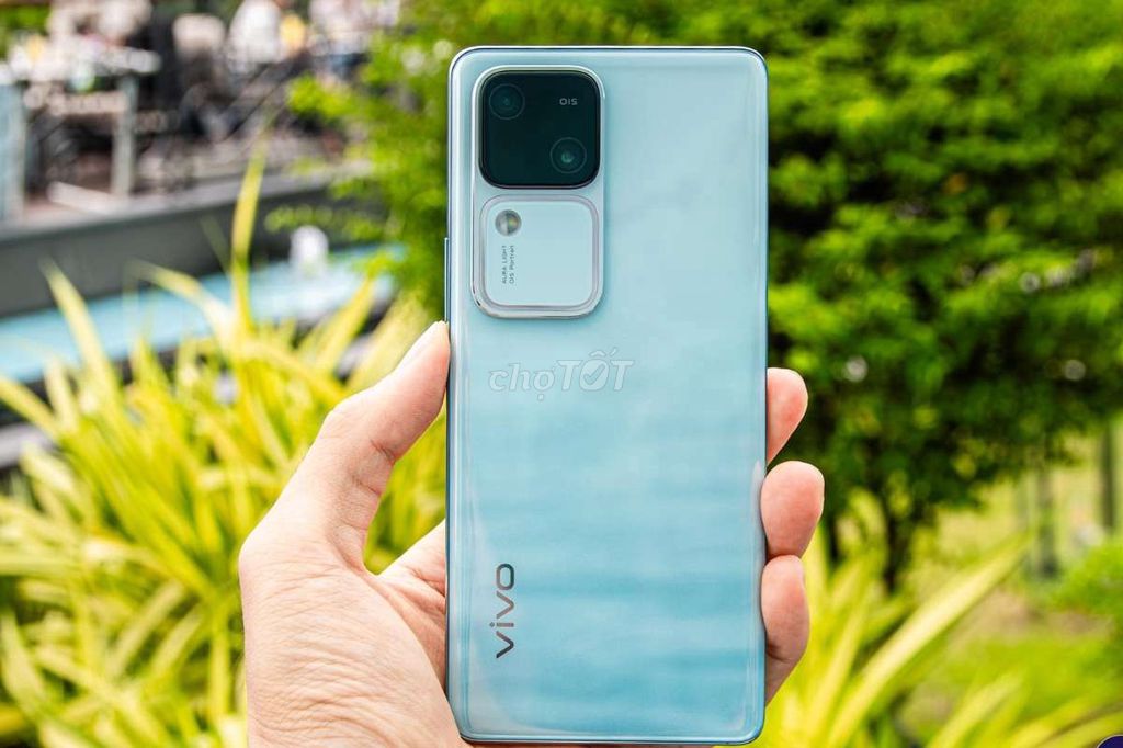 Cần bán v30 5G ..12/512GB Zin. Mua bán Điện thoại tại Quận Ninh Kiều Cần Thơ được đăng bởi ngọc như  hình 1