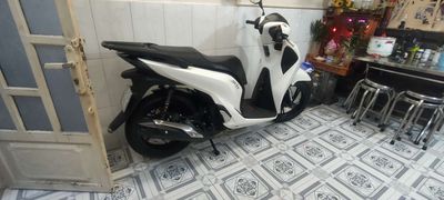 Xe SH150 abs. Mua bán Xe máy tại Quận Bình Thạnh Tp Hồ Chí Minh được đăng bởi Tấn hình 1