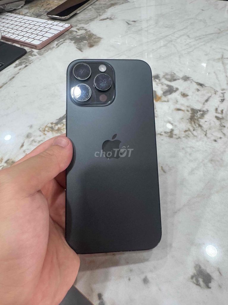 Apple iPhone 16 Pro Max 256GB Đen. Mua bán Điện thoại tại Quận Hoàng Mai Hà Nội được đăng bởi chu  hình 1