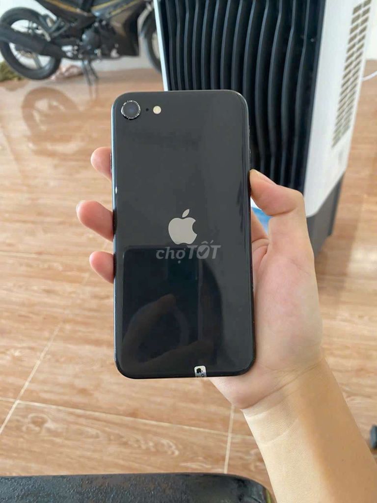 iPhone se, 64g, mất vân, vỏ đẹp, pin 78. Mua bán Điện thoại tại Thành phố Thủ Dầu Một Bình Dương được đăng bởi Phước Mobile hình 1