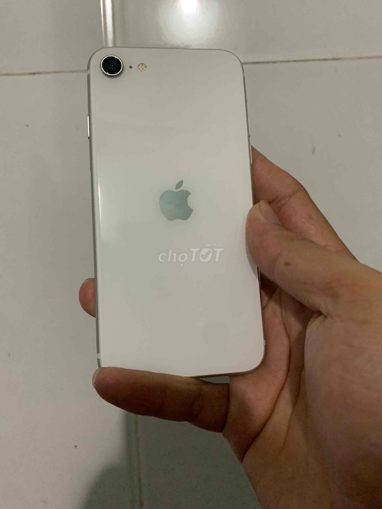 iPhone SE2 128G và 8G . giao lưu. Mua bán Điện thoại tại Thành phố Biên Hòa Đồng Nai được đăng bởi AN BÌNH BIÊN HOÀ hình 1