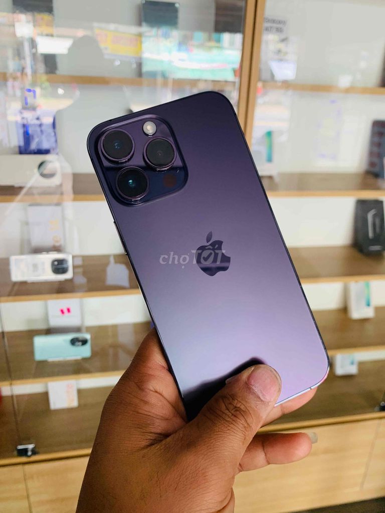 iphone 14 promax ll/a 256gb zin chưa qua sữa chữa. Mua bán Điện thoại tại Quận Ninh Kiều Cần Thơ được đăng bởi shop một chín tám tám hình 1