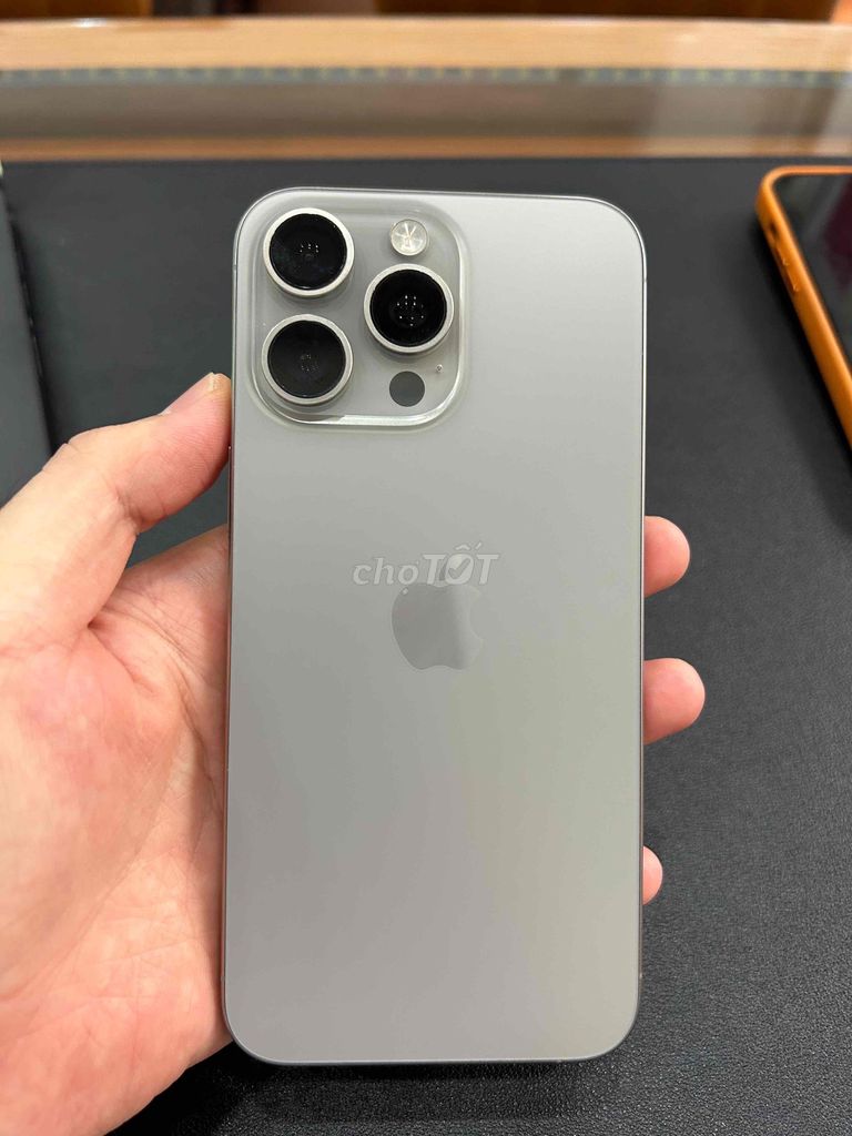 iPhone15ProMax 256GB Titan Tự Nhiên máy đẹp keng. Mua bán Điện thoại tại Thành phố Buôn Ma Thuột Đắk Lắk được đăng bởi Nguyễn Hoàng hình 1