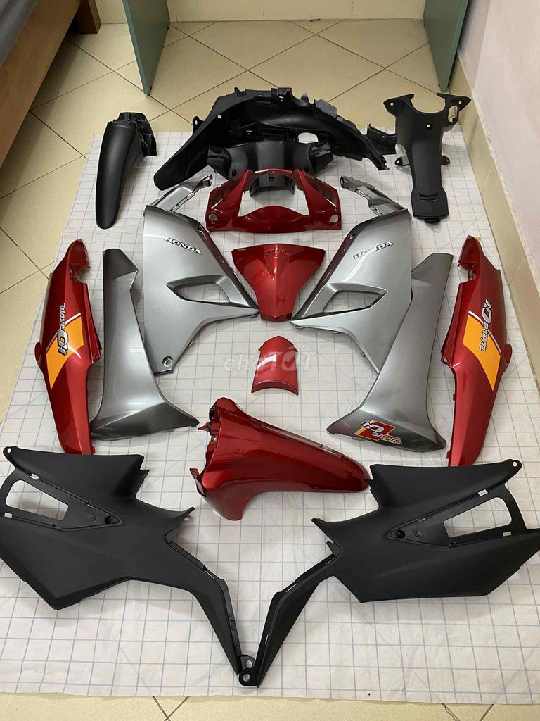 Bộ nhựa dàn áo xe Wave A110 màu Đỏ Xám 2017-2025. Mua bán Phụ tùng xe tại Quận Cầu Giấy Hà Nội được đăng bởi Nguyễn Quang Huy hình 1