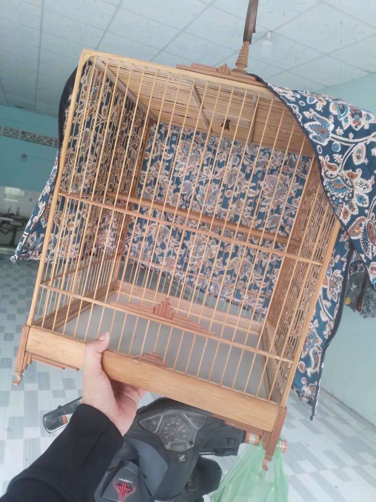 Lồng chim tre còn mới. Mua bán Chim tại Thị xã Bến Cát Bình Dương được đăng bởi tiền hình 1