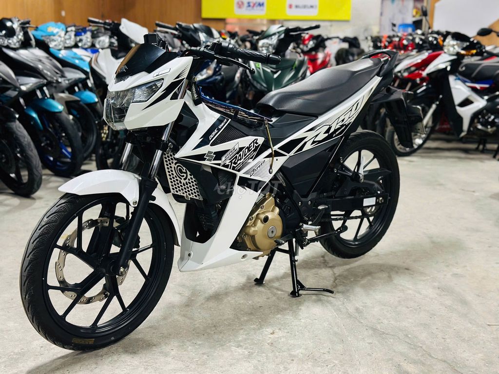 XE MÁYTHANH TÙNG_RAIDER 150 FI TRẮNG BAO ZIN CHẤT. Mua bán Xe máy tại Quận Nam Từ Liêm Hà Nội được đăng bởi THANH TÙNG hình 4