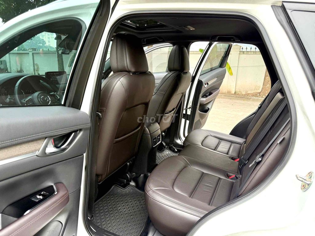 Mazda CX5 2023 2.0 Premium Exclusive 30000 km. Mua bán Ô tô tại Quận Cầu Giấy Hà Nội được đăng bởi Vũ Kiên hình 13