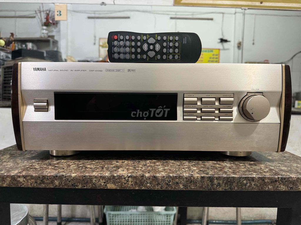 Amply Yamaha DSP-A1092 cs-340w chạy 16 sò Toshiba