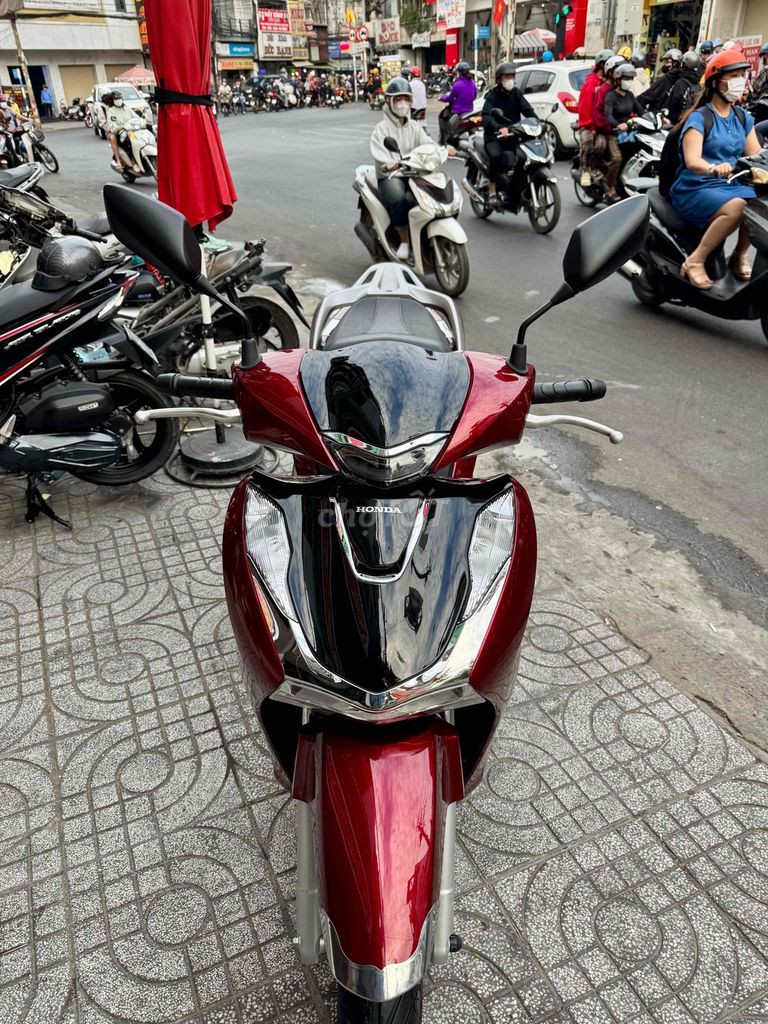 🟢🟢 SH 125 ABS đỏ đen đký T12/2021 rất đẹp có góp. Mua bán Xe máy tại Thành phố Biên Hòa Đồng Nai được đăng bởi XE MÁY CŨ THÀNH MỸ  hình 1