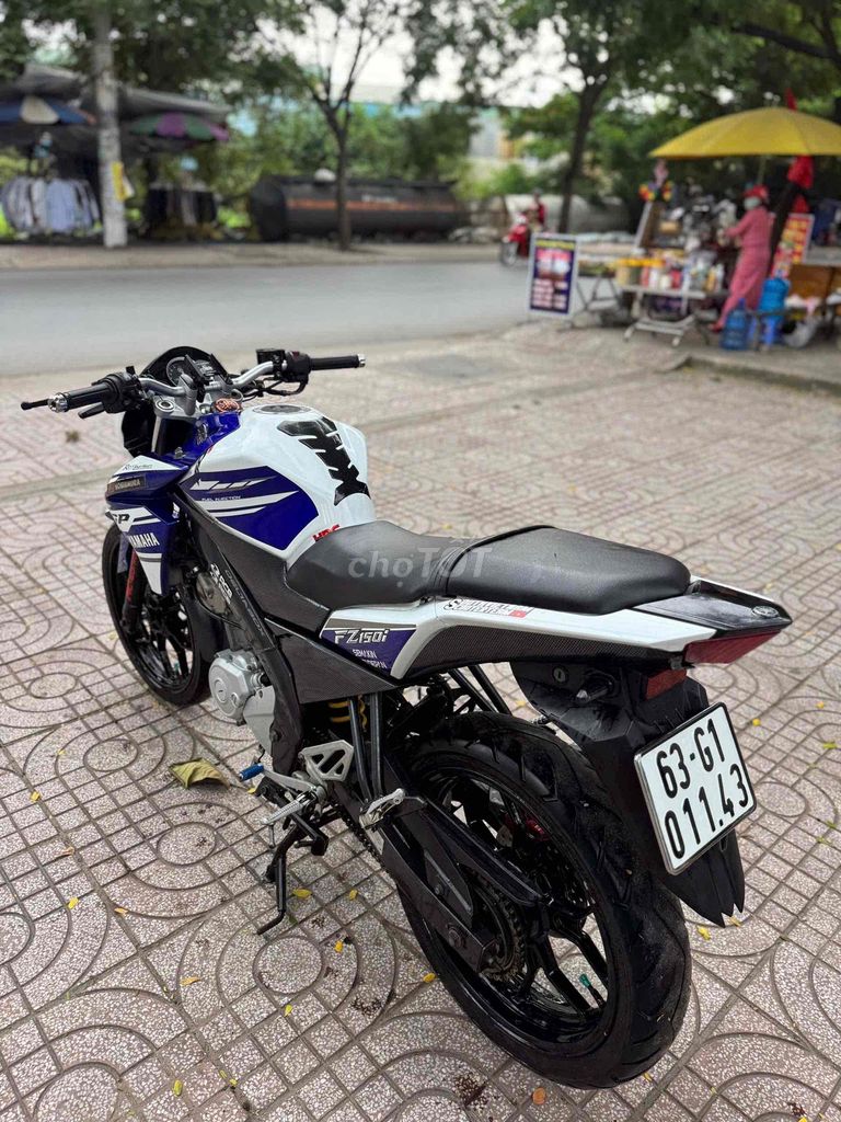 Yamaha Fz150i máy zin biển số 63. Mua bán Xe máy tại Huyện Bình Chánh Tp Hồ Chí Minh được đăng bởi Phong Vũ hình 6
