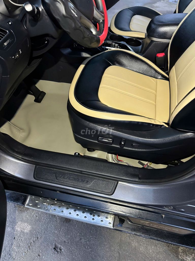 Bán Hyundai Tucson 2010 2 cầu Xám 1 chủ mua mới. Mua bán Ô tô tại Quận 12 Tp Hồ Chí Minh được đăng bởi BẢO BẢO hình 6