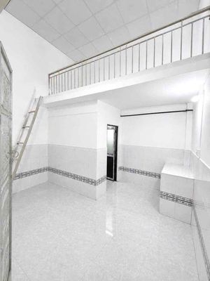 Trống Phòng Mới Xây cách Làng Đại Học CHỈ 10Phut - Ở Liền giá rẻ