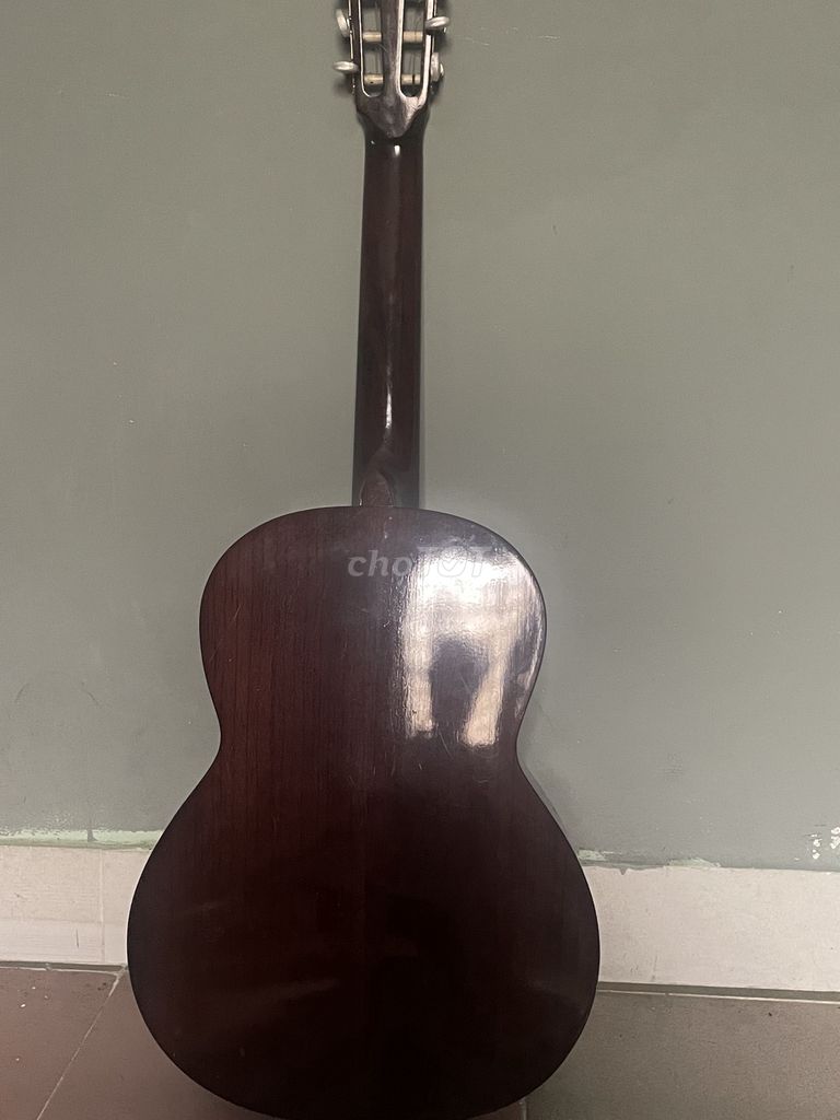Đàn guitar Nâu cho người mới bắt đầu cũ. Mua bán Nhạc cụ tại Quận Gò Vấp Tp Hồ Chí Minh được đăng bởi lijinyuyn hình 1