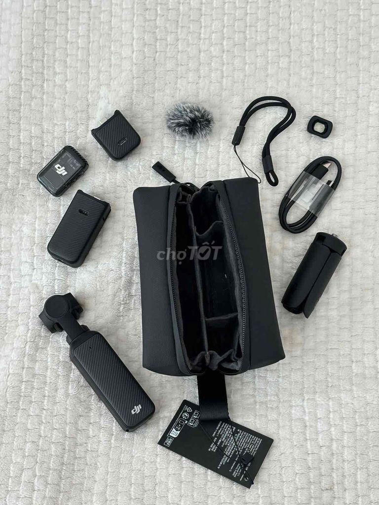 Máy quay DJI Pocket 3 (hết bảo hành). Mua bán Máy ảnh, Máy quay tại Quận Liên Chiểu Đà Nẵng được đăng bởi Hùng Leo hình 1
