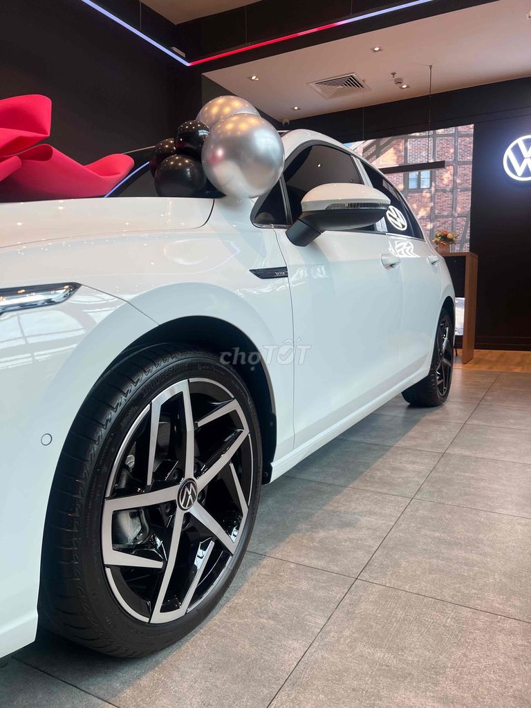 Volkswagen Golf 2025. Mua bán Ô tô tại Quận 5 Tp Hồ Chí Minh được đăng bởi Nguyễn Bá Anh hình 5