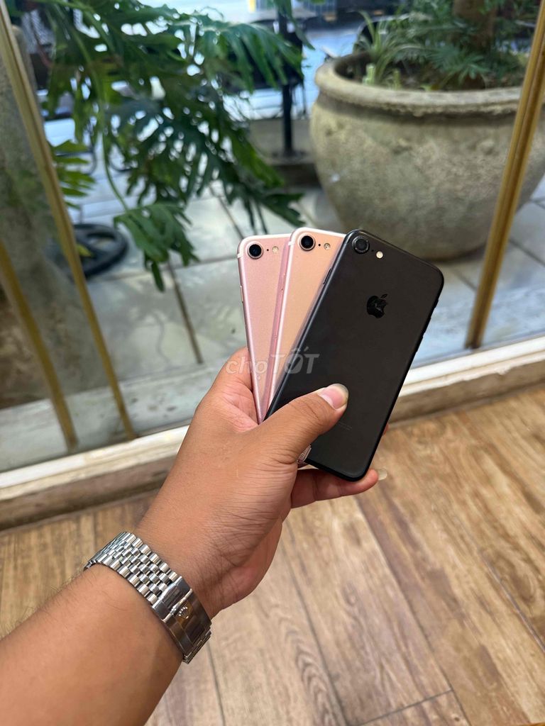 iPhone 7 32gb quốc tế. Mua bán Điện thoại tại Quận Hà Đông Hà Nội được đăng bởi Trung Hiếu hình 1