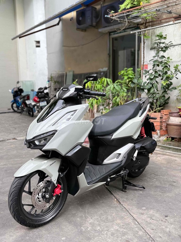 Vario 160ABS Xám Xi Măng Giá TốT. Mua bán Xe máy tại Quận 11 Tp Hồ Chí Minh được đăng bởi TRUNG hình 2