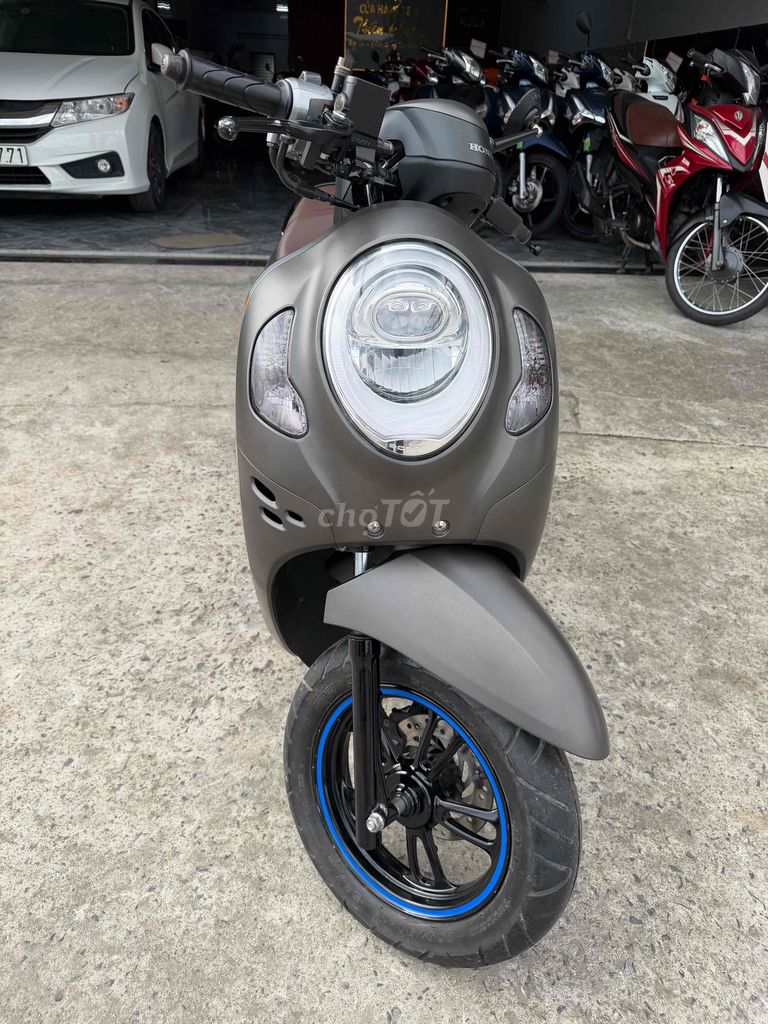 Honda Scoopy màu Xám. Mua bán Xe máy tại Quận Bình Thuỷ Cần Thơ được đăng bởi thiên phúc hình 6