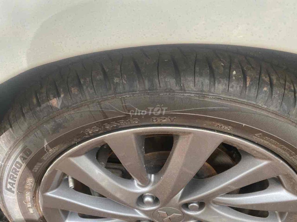 Mitsubishi Attrage 2015 Trắng. Mua bán Ô tô tại Huyện Xuân Lộc Đồng Nai được đăng bởi Thiện LK hình 11