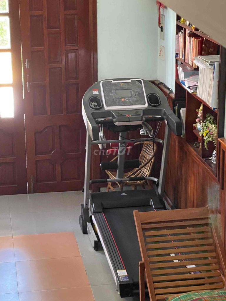 Máy chạy bộ BK 8000 PRO Đen Đã qua sử dụng. Mua bán Đồ thể thao, Dã ngoại tại Thành phố Hội An Quảng Nam được đăng bởi lê trình hình 1