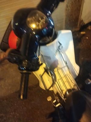 Xe 50 cc . K cần bằng lái. hà nội . Số đẹp. Mua bán Xe máy tại Quận Hai Bà Trưng Hà Nội được đăng bởi Anh Tùng