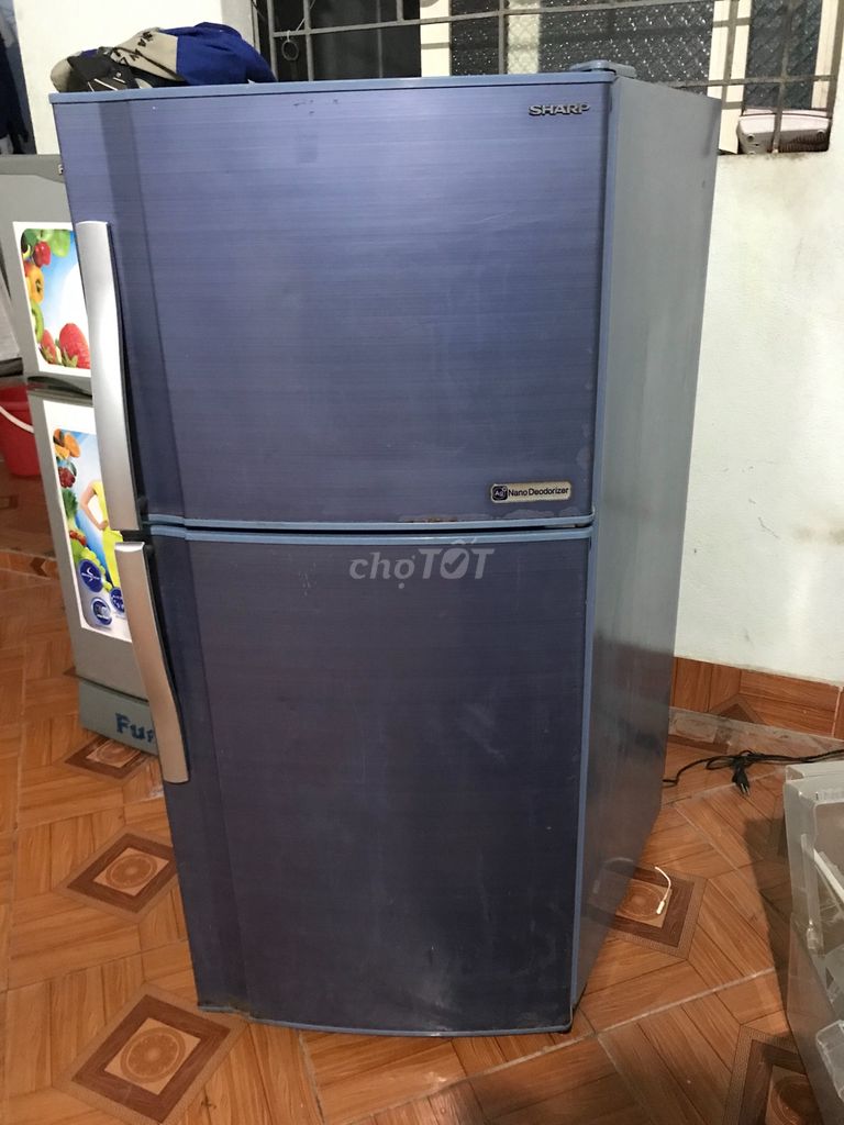 0984332078 - Tủ lạnh Sharp 194l gas lốc zin,lạnh nhanh