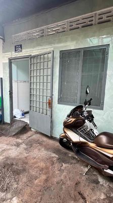 nhà cấp 4 có gác lửng đúc ,điện nước giá nhà nước ( đồng hồ riêng). Cho thuê nhà ở tại Thành phố Bà Rịa Bà Rịa - Vũng Tàu được đăng bởi Thụ Đức